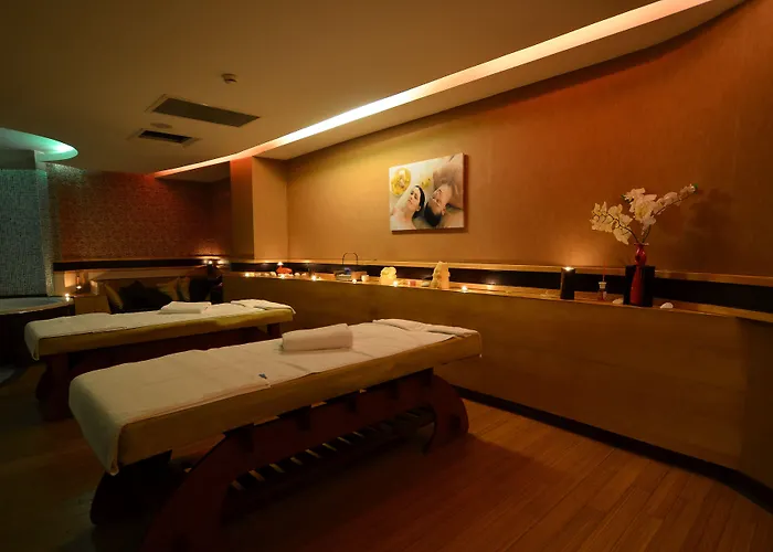 リゾート La Blanche & 5*