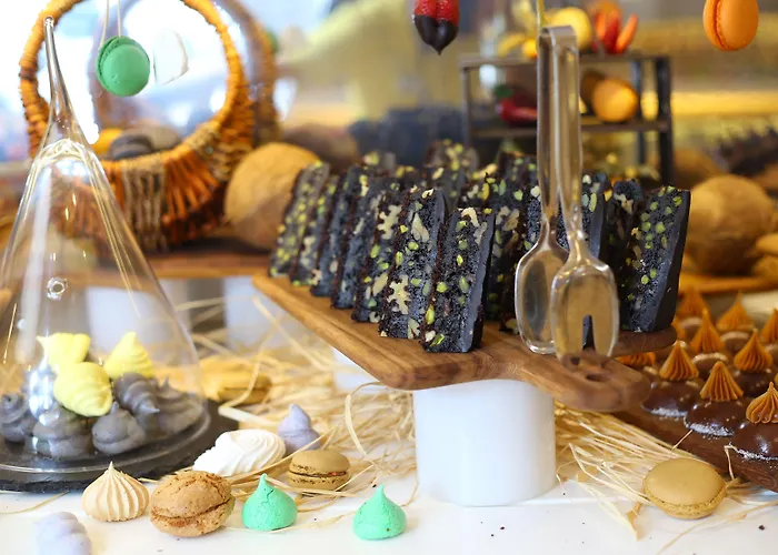 リゾート La Blanche & 5*