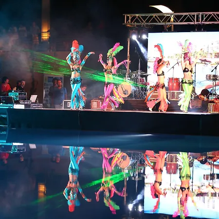 Üdülőközpont La Blanche & Turgutreis