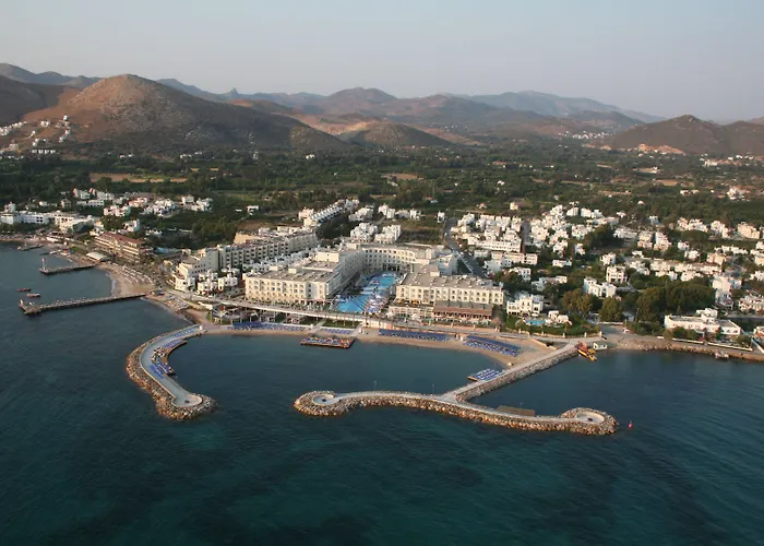 La Blanche & Semesteranläggning (resort) 5*